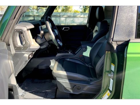 New 2025 Ford Bronco Outer Banks w/ Sasquatch Package image 10