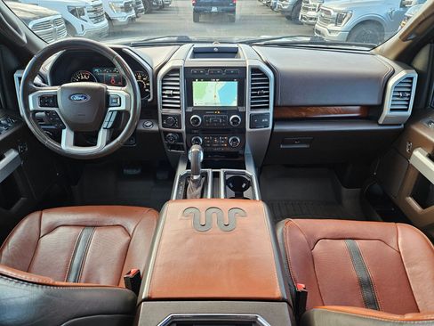 Used 2018 Ford F150 King Ranch w/ Equipment Group 601A Luxury AWD/4WD image 31