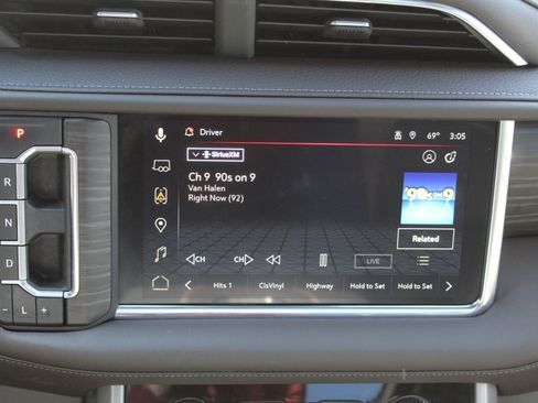 Used 2023 GMC Yukon XL Denali w/ Max Trailering Package image 23