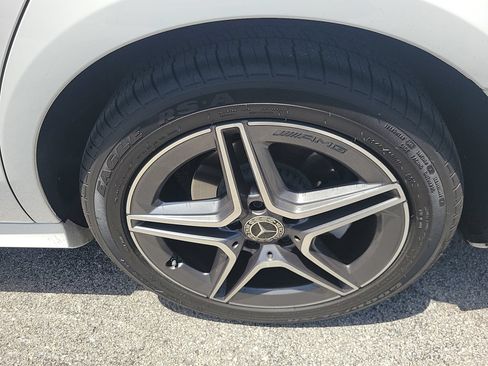 Used 2023 Mercedes-Benz E 350 4MATIC Sedan image 17