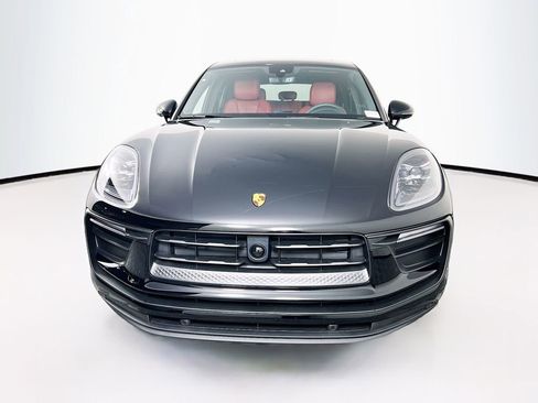 New 2026 Porsche Macan image 6