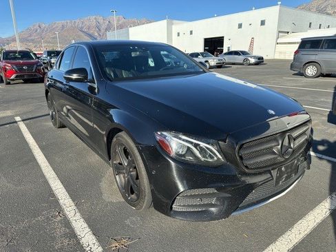 Used 2017 Mercedes-Benz E 300 4MATIC w/ Premium 1 Package image 7