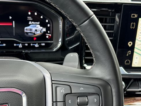 Used 2025 GMC Sierra 1500 Elevation w/ Preferred Package AWD/4WD image 33