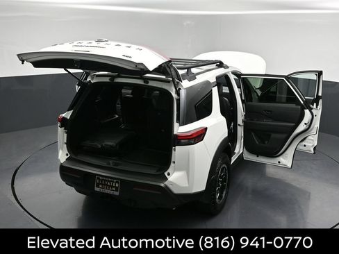 Certified 2024 Nissan Pathfinder Rock Creek AWD/4WD image 35