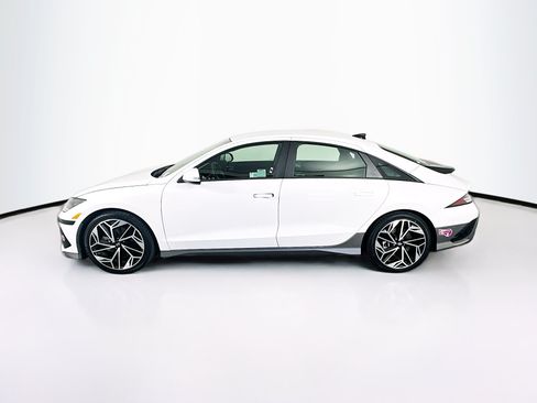 Used 2024 Hyundai Ioniq 6 SEL RWD image 4