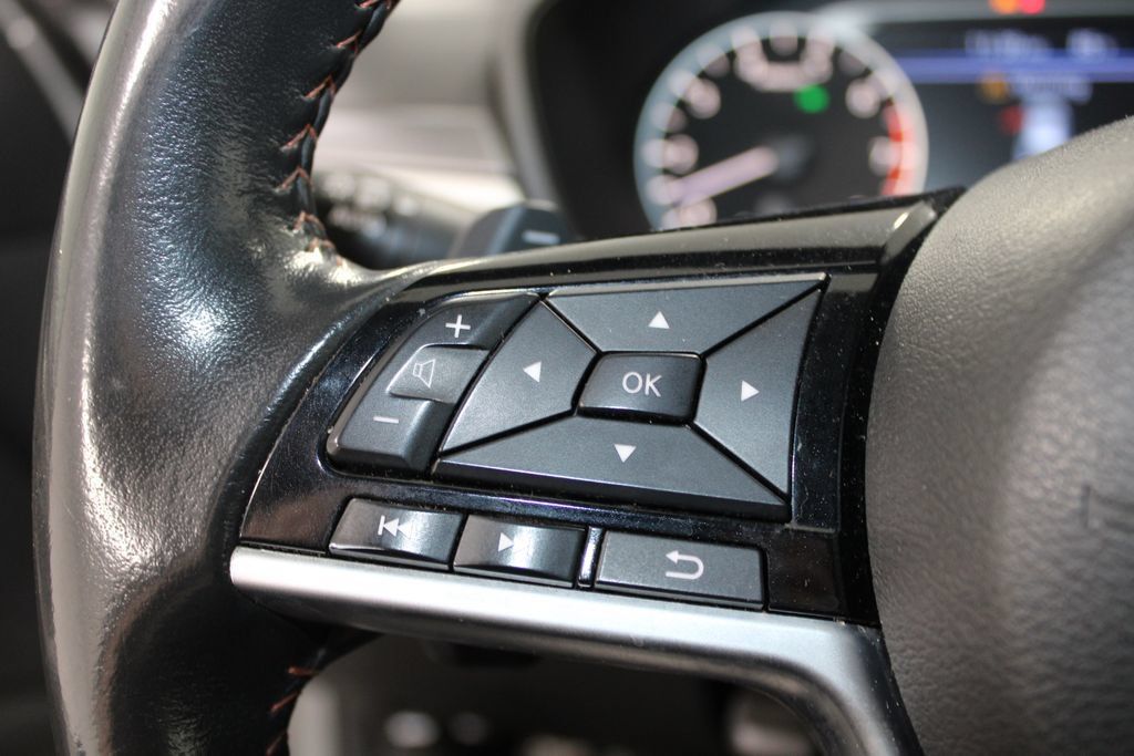 Used 2024 Nissan Altima 2.5 SR FWD image 24