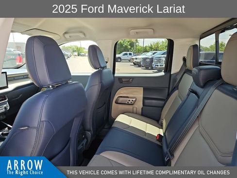 Used 2025 Ford Maverick Lariat w/ 4K Tow Package AWD/4WD image 19