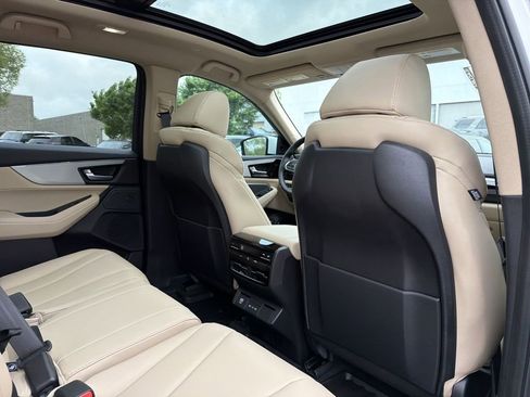 New 2026 Acura MDX SH-AWD image 18