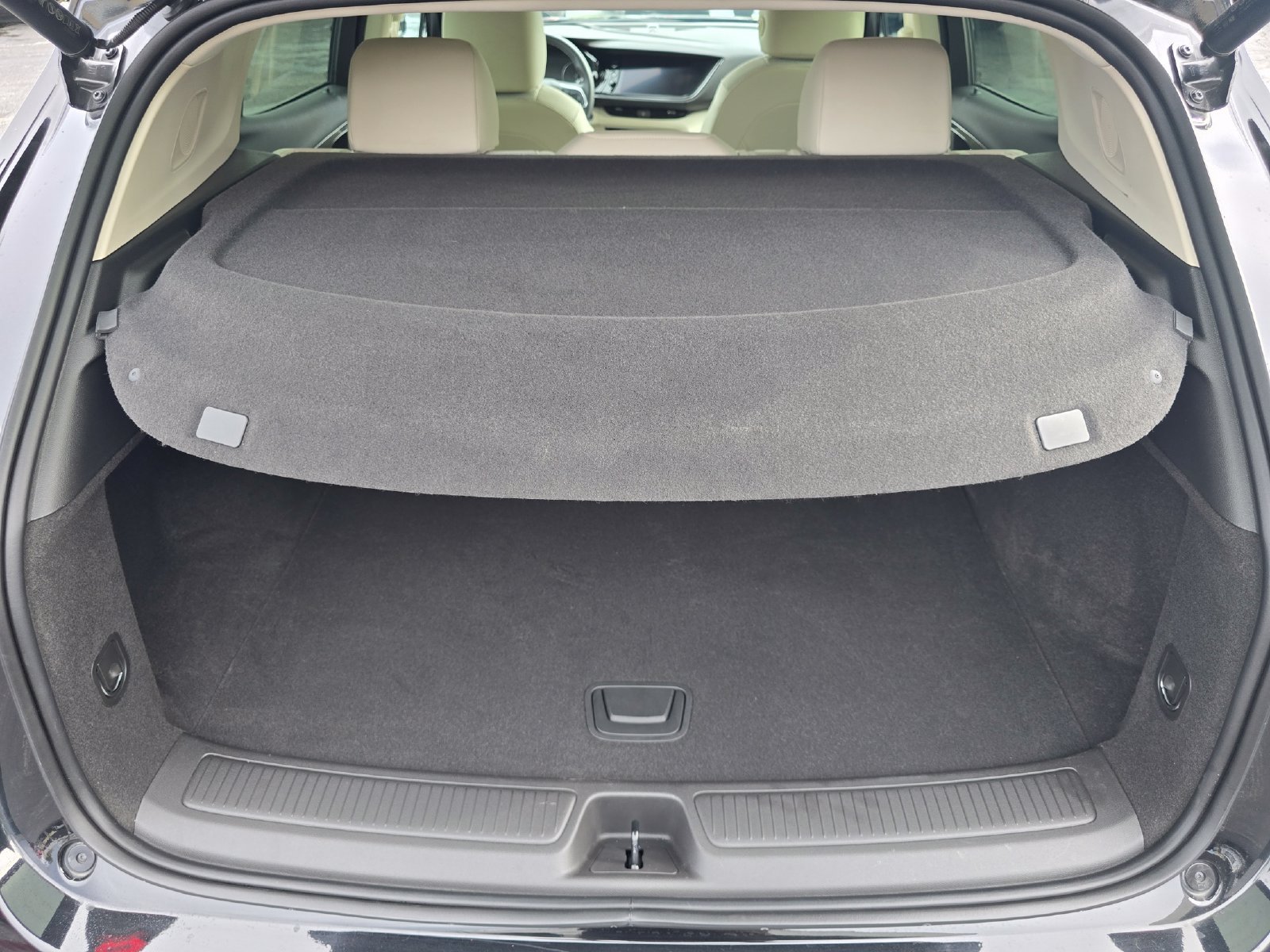 Used 2023 Buick Envision Preferred AWD/4WD image 19
