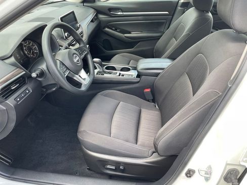 Used 2023 Nissan Altima 2.5 SV AWD/4WD image 31