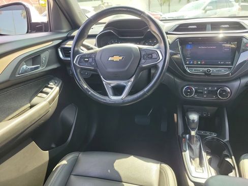 Used 2022 Chevrolet TrailBlazer ACTIV w/ Convenience Package FWD image 13