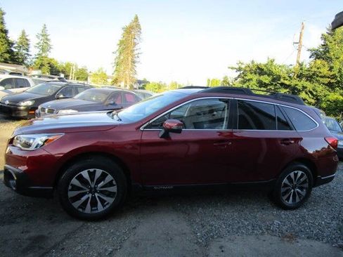 Used 2018 Subaru Outback 2.5i Limited image 5