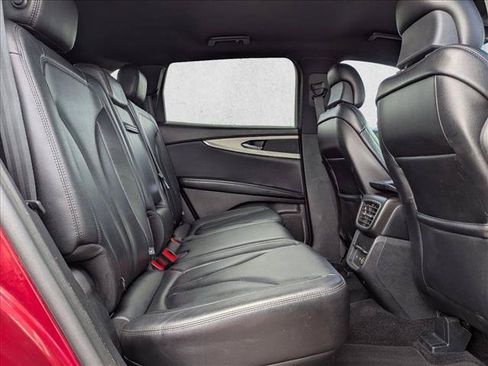 Used 2016 Lincoln MKX Premiere FWD image 19