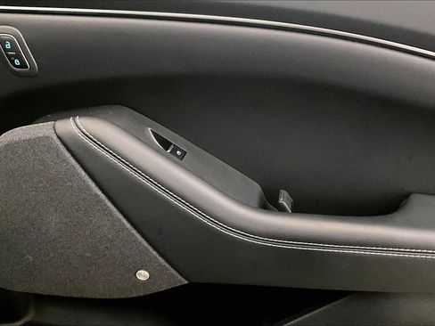 Used 2024 Ford Mustang Mach-E Premium image 23