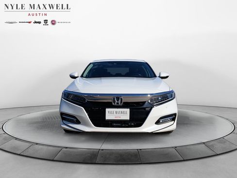 Used 2020 Honda Accord Touring image 18