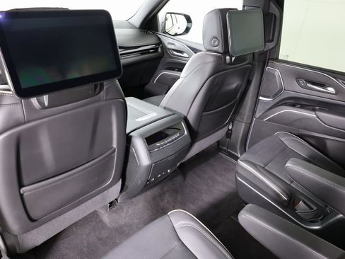 Used 2024 Cadillac Escalade Sport w/ LPO, ONYX Package image 59