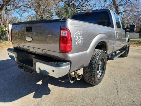Used 2011 Ford F250 Lariat w/ Lariat Interior Pkg AWD/4WD image 10