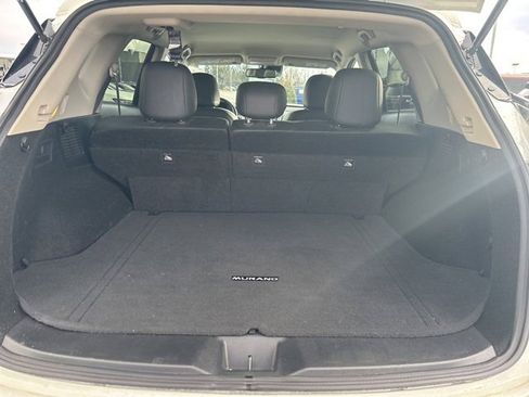 Used 2024 Nissan Murano SV w/ SV Midnight Edition Package image 13