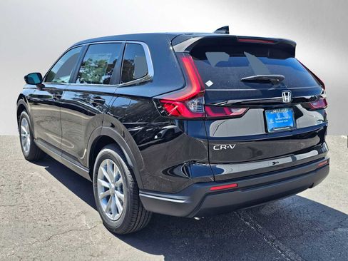 Used 2025 Honda CR-V EX image 3