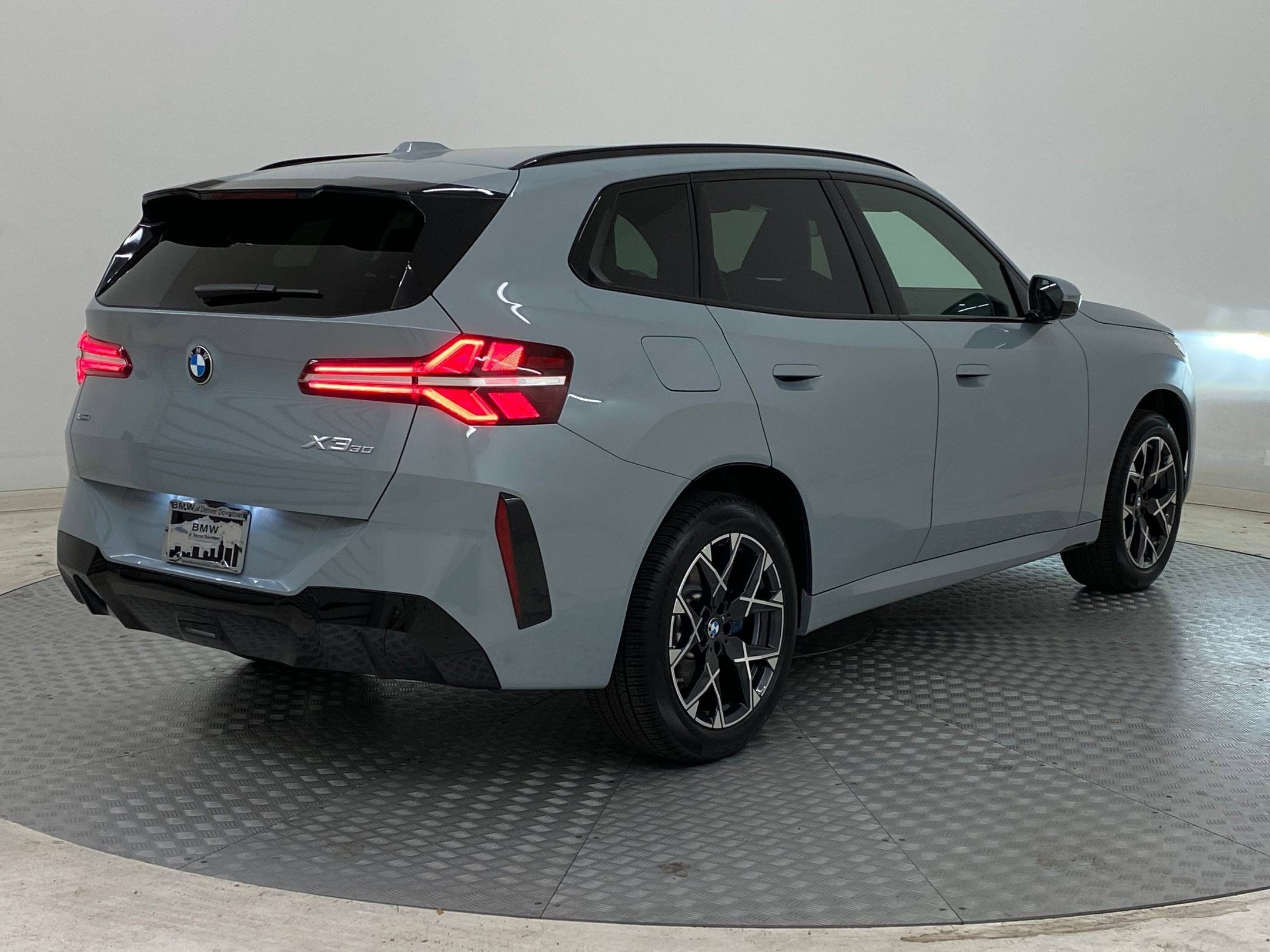 Used 2026 BMW X3 xDrive30i w/ Premium Package AWD/4WD image 8
