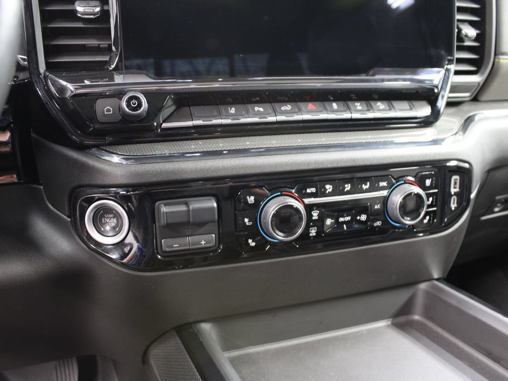 Used 2025 Chevrolet Silverado 2500 ZR2 w/ Technology Package AWD/4WD image 67