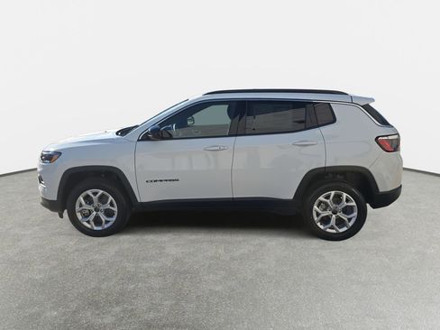 New 2026 Jeep Compass Latitude AWD/4WD image 8