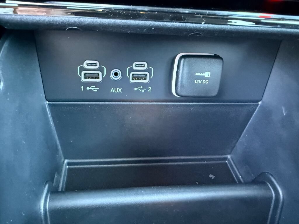 New 2027 Jeep Grand Cherokee Laredo RWD image 27