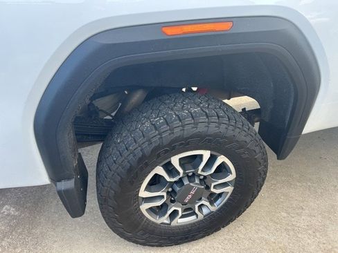 Used 2022 GMC Sierra 2500 AT4 w/ Gooseneck/5TH Wheel Package image 13