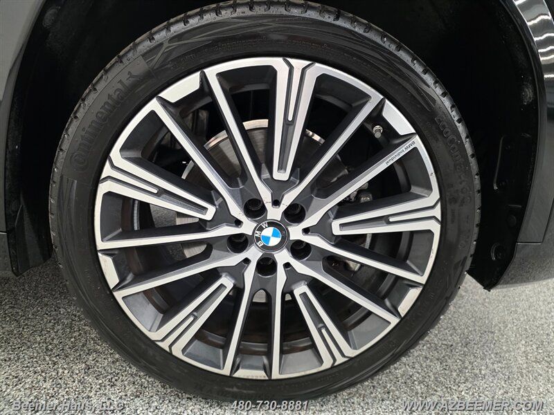 Used 2023 BMW X1 xDrive28i w/ Premium Package AWD/4WD image 16