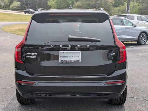 New 2026 Volvo XC90 T8 Ultra w/ Protection Package AWD/4WD image 5