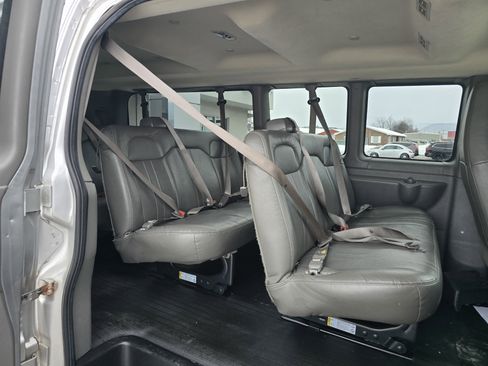 Used 2020 Chevrolet Express 3500 LS image 13