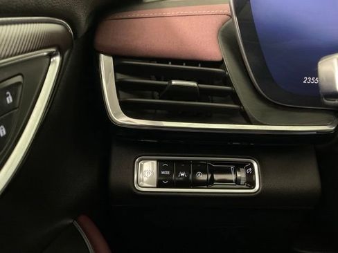 Used 2024 Buick Envision Sport Touring AWD/4WD image 29