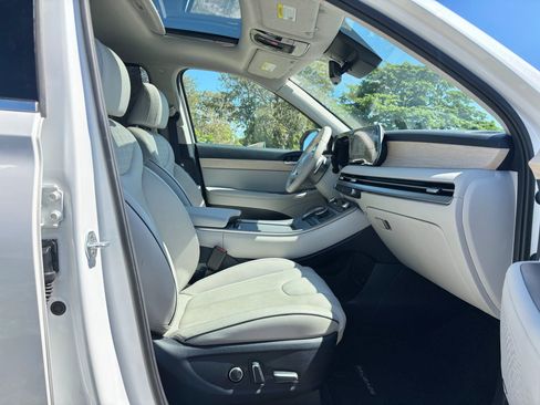 Used 2023 Hyundai Palisade Limited w/ Cargo Package image 8