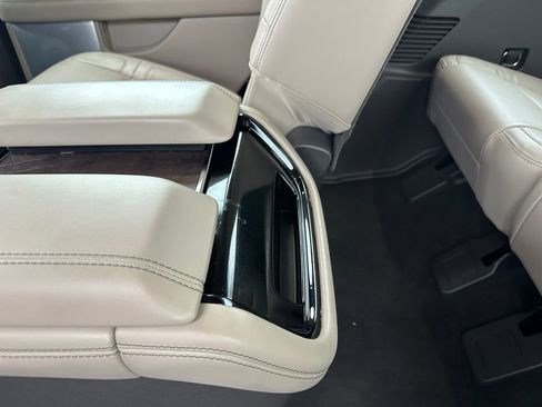 Used 2023 Lincoln Navigator Reserve image 31
