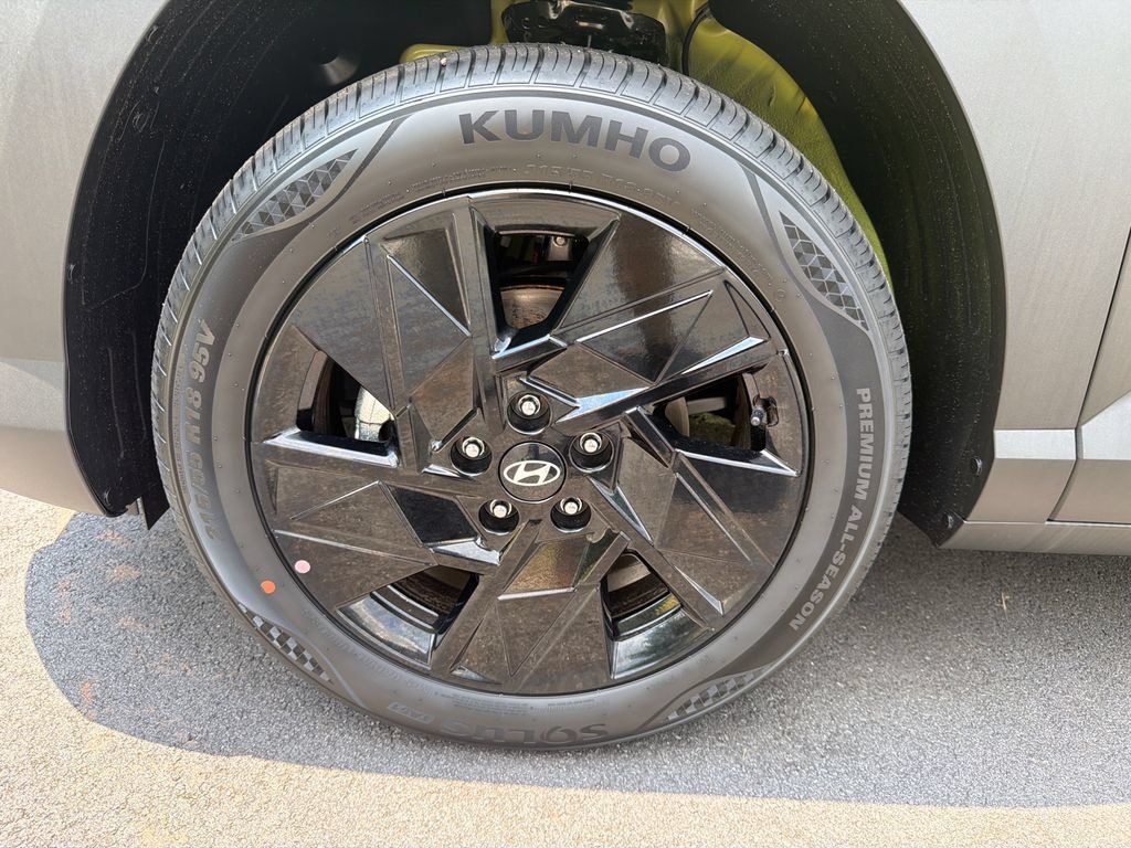 New 2026 Hyundai Kona SEL Sport FWD image 12