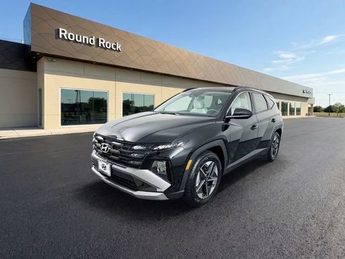 New 2026 Hyundai Tucson SEL FWD image 1