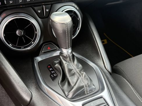 Used 2019 Chevrolet Camaro LT RWD image 26