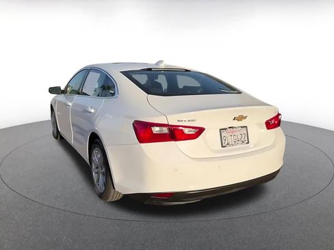 Used 2024 Chevrolet Malibu LT image 11