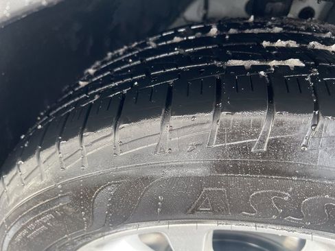 Used 2021 Kia Telluride LX image 39