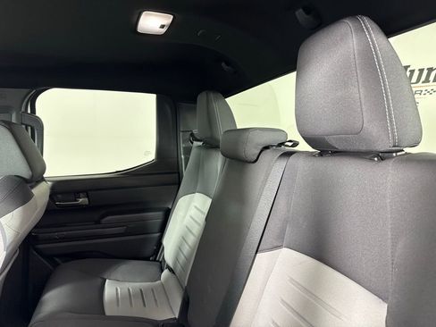 Used 2025 Toyota Tacoma TRD Sport AWD/4WD image 34