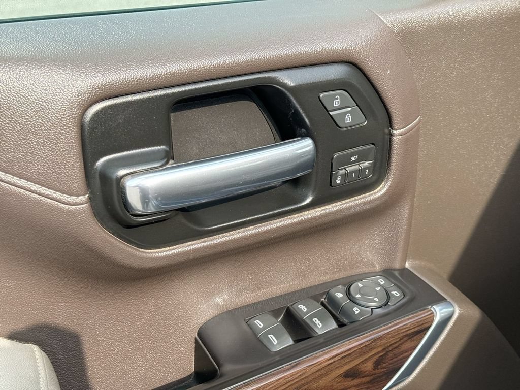 Used 2019 GMC Sierra 1500 SLT w/ SLT Premium Plus Package AWD/4WD image 12