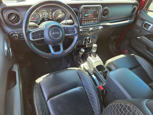 Used 2021 Jeep Wrangler Unlimited Sahara AWD/4WD image 10