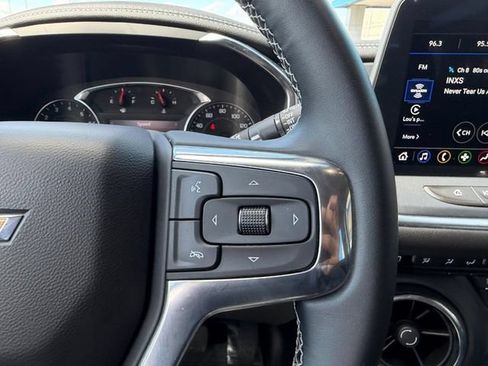 Used 2023 Chevrolet Blazer LT FWD image 15