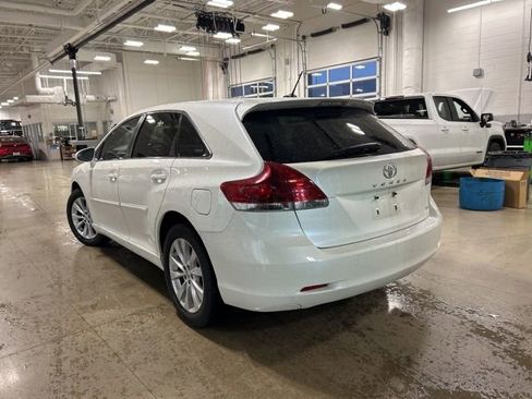 Used 2014 Toyota Venza LE FWD image 5