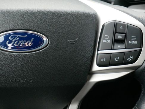 Certified 2022 Ford Explorer XLT w/ Equipment Group 202A image 20