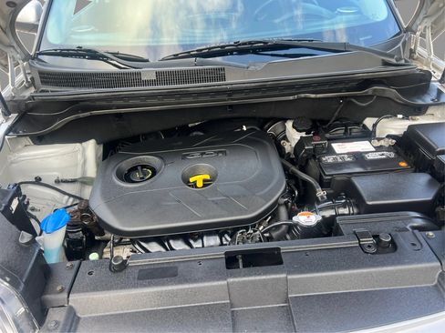 Used 2015 Kia Soul + FWD image 24
