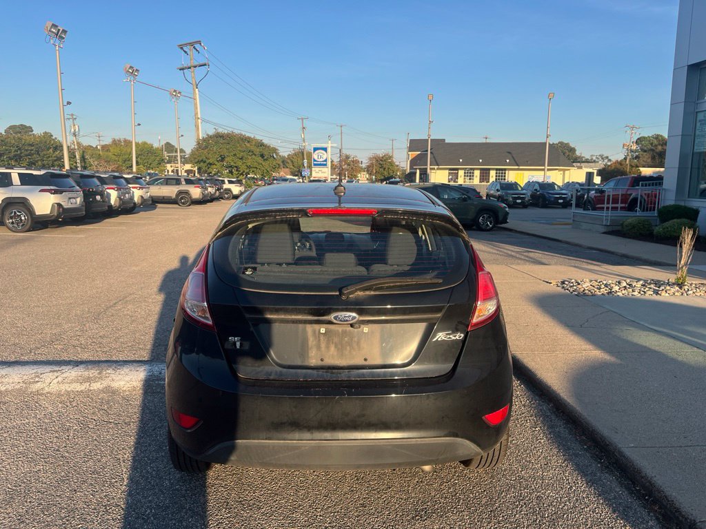 Used 2018 Ford Fiesta SE FWD image 5