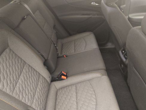 Used 2018 Chevrolet Equinox LT image 19