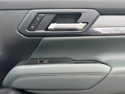 New 2026 GMC Terrain AT4 w/ Convenience Package III image 20