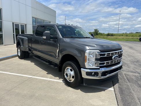 Used 2026 Ford F350 XLT AWD/4WD image 8